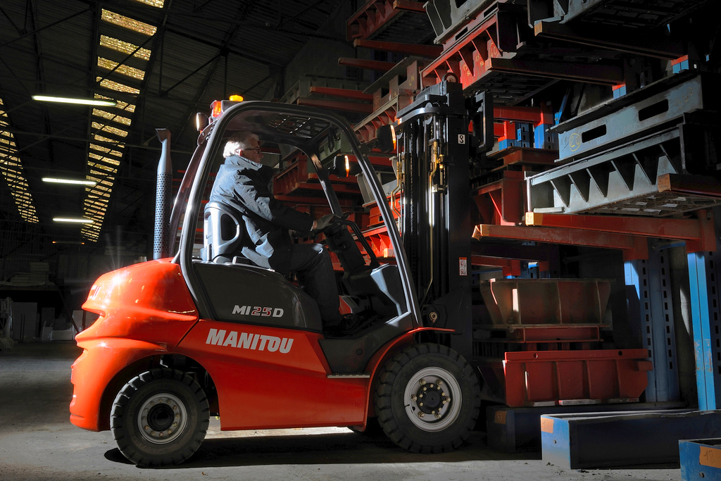 曼尼通Manitou MI 35 D门架式叉车